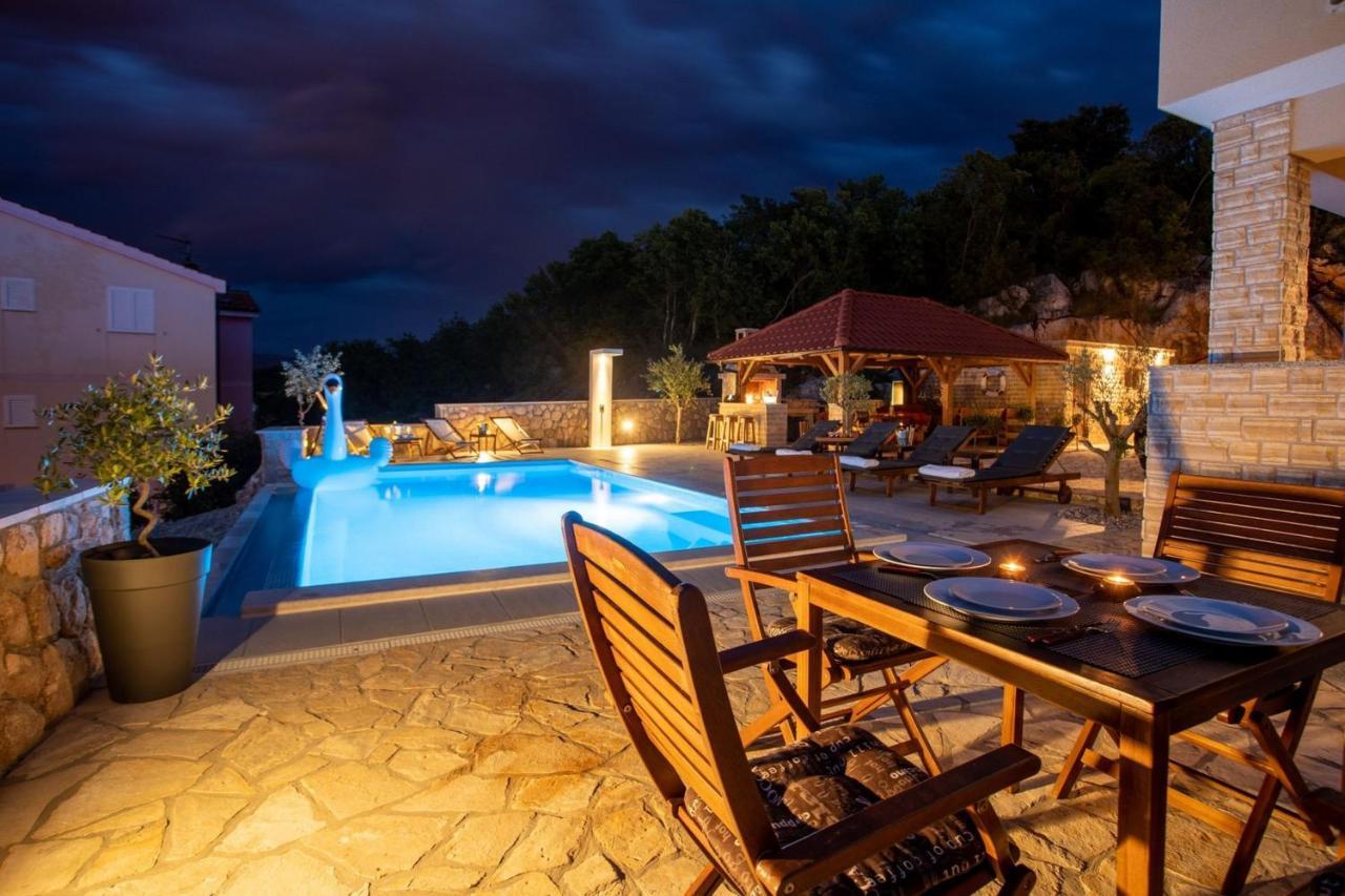 Luxury Villa Allen With Pool Klimno Rom bilde